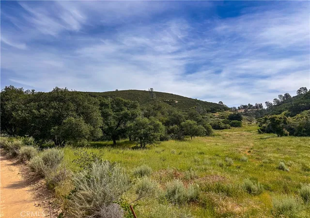 Homes for sale in Lockwood, CA | 160 Ne Lockwood San Ardo Rd, Lockwood, CA 93932 | MLS# NS25158351