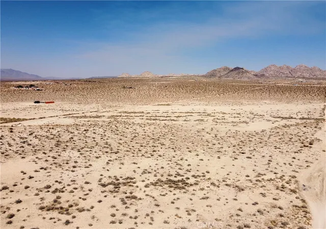 Photo 4 of Land for sale at 9 Camp Rock Rd, Lucerne Valley, CA 92356 | MLS# OC25155910 | Listing updated on 2026-10-06