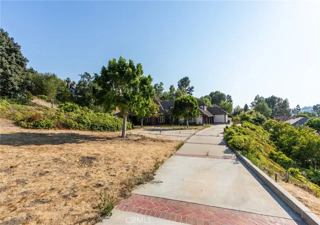 Photo 3 of Mansion for sale at 2945 Steeplechase Ln, Diamond Bar, CA 91765 | MLS# TR25148667 | Listing updated on 2026-05-04