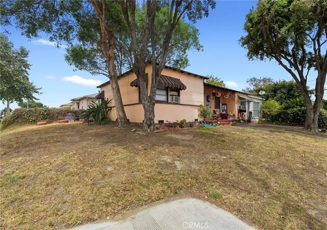 Homes for sale in Lynwood, CA | 12323 Edgebrook Ave, Lynwood, CA 90262 | MLS# SW25160300