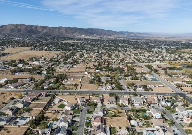 5th image of 38 St W Avenue M, Quartz Hill, CA 93536 | MLS# PW25160193