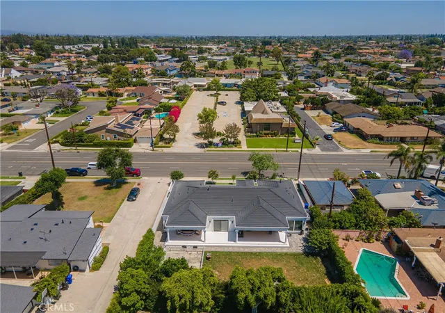 3rd image of 9509 Downey Ave, Downey, CA 90240 | MLS# WS25159565