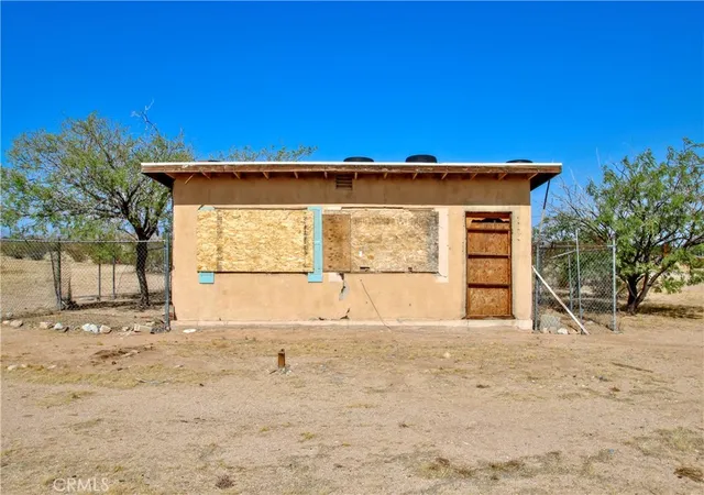 2nd image of 62107 Moon Dr, Joshua Tree, CA 92252 | MLS# JT25161322