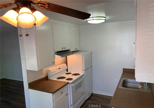 3rd image of 2700 32Nd Street, Sacramento, CA 95817 | MLS# PW25159298