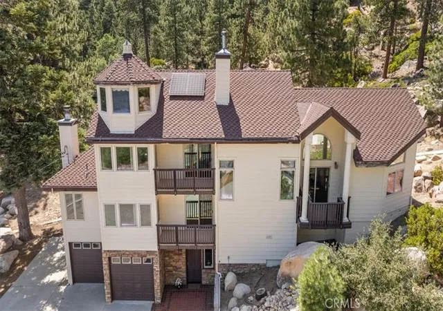 2nd image of 38512 North Shore Dr, Fawnskin, CA 92333 | MLS# HD25161603