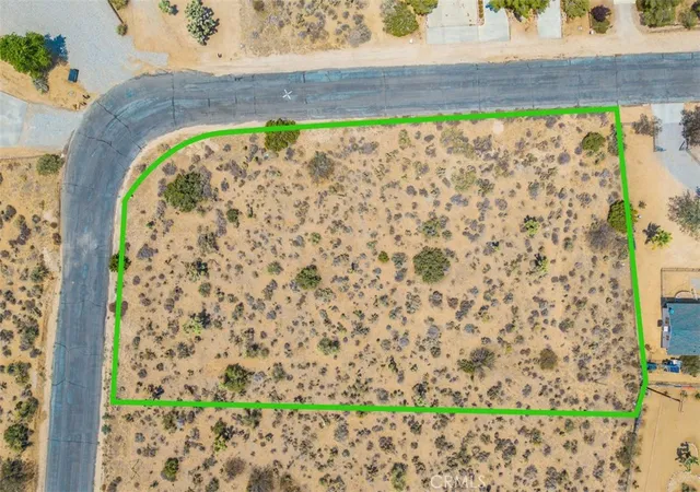 Homes for sale in Yucca Valley, CA | 1234 Ivanhoe Dr, Yucca Valley, CA 92284 | MLS# JT25158231