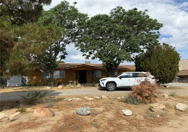 Homes for sale in Yucca Valley, CA | 7344 Palm Ave, Yucca Valley, CA 92284 | MLS# JT25161979