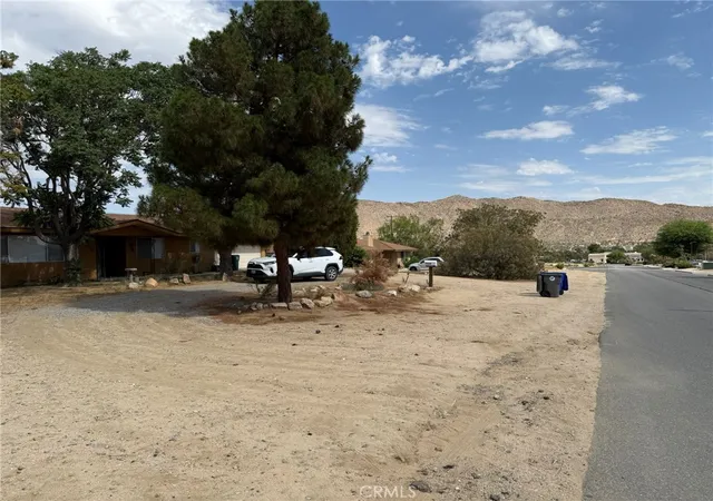 Homes for sale in Yucca Valley, CA | 7344 Palm Ave, Yucca Valley, CA 92284 | MLS# JT25161979