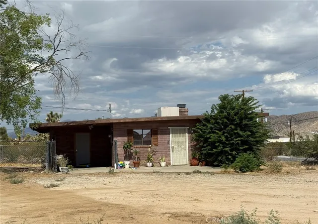 Homes for sale in Yucca Valley, CA | 7344 Palm Ave, Yucca Valley, CA 92284 | MLS# JT25161979