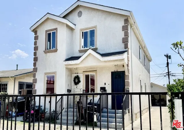 1st image of 9128 Menlo Ave, Los Angeles, CA 90044 | MLS# 25567399