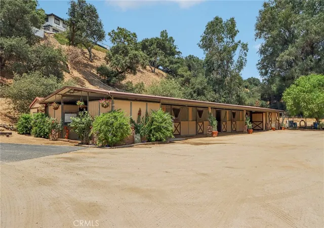 Photo 3 of Sale Pending at 1951 Scarborough Ln, San Dimas, CA 91773 | MLS# IV25115751 | Listing updated on 2026-10-05