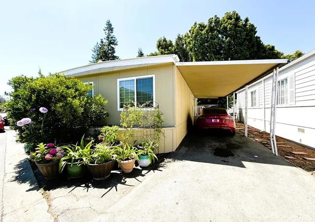 Photo 1 of Manufactured home for sale at 191 E El Camino Real #138, Mountain View, CA 94040 | MLS# ML82015369 | Listing updated on 2026-07-07