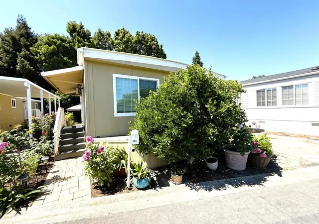 Photo 3 of Manufactured home for sale at 191 E El Camino Real #138, Mountain View, CA 94040 | MLS# ML82015369 | Listing updated on 2026-07-07