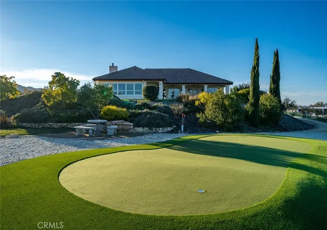 Photo 1 of Sale Pending at 5495 Vista Serrano, Paso Robles, CA 93446 | MLS# NS25162671 | Listing updated on 2026-03-02