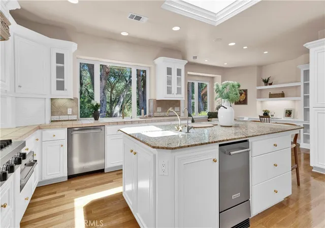 5th image of 117 Frontier Way, Templeton, CA 93465 | MLS# NS25165165