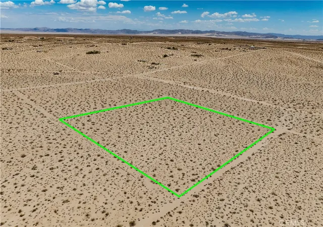 Photo 4 of Land for sale at 63840 Desert Lily St, Joshua Tree, CA 92252 | MLS# JT25165164 | Listing updated on 2026-07-09