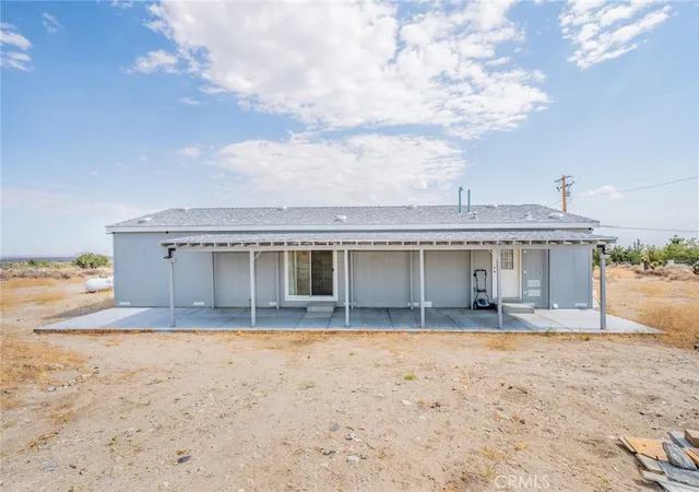 5th image of 1573 Smoke Tree Rd, Pinon Hills, CA 92372 | MLS# HD25165533
