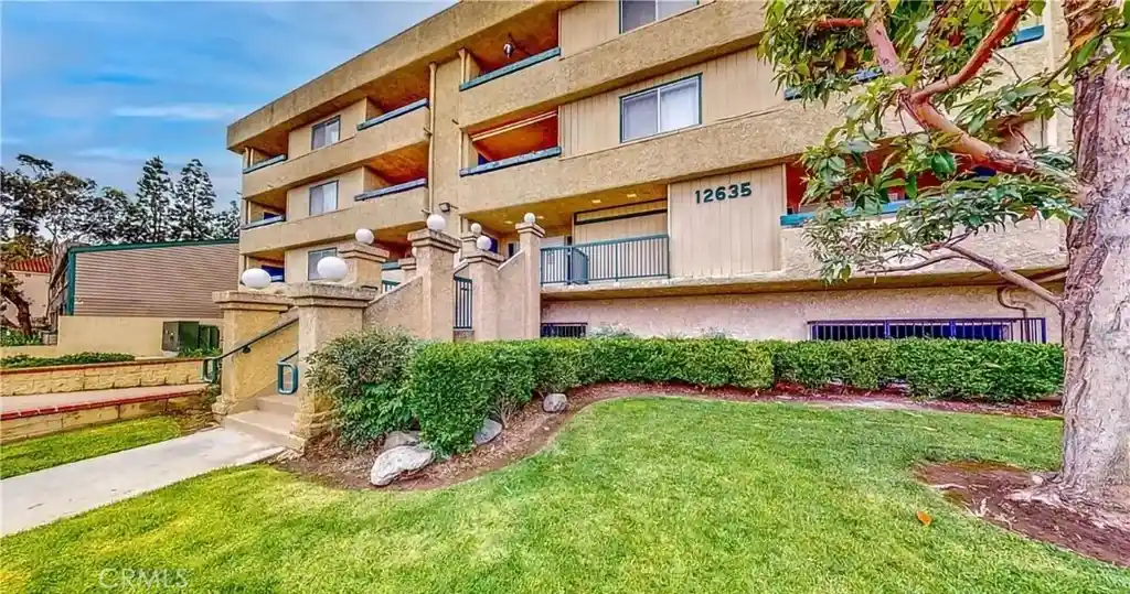 Listing Photo 2 - Condo for sale in 12635 Main St located at 12635 Main St, Garden Grove, CA 92840 - Unit #201