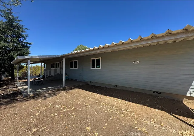Photo 2 of Manufactured home for sale at 37065 Bonita Vista Rd, Anza, CA 92539 | MLS# CV25165441 | Listing updated on 2026-10-04