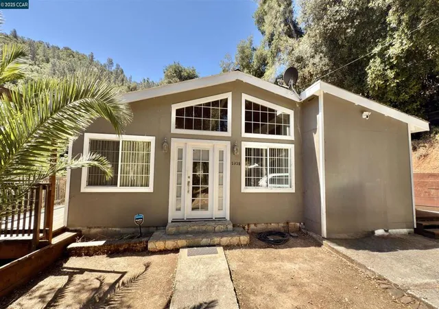 Homes for sale in Lower Lake, CA | 5935 Sunrise Ct, Lower Lake, CA 95457 | MLS# 41105856