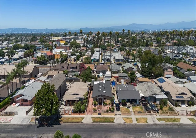 47th image of 1729 W 51st Pl, Los Angeles, CA 90062 | MLS# SB25166325