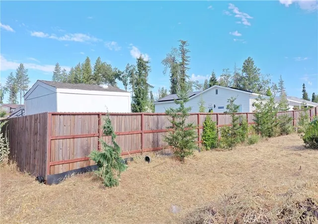 Photo 3 of Sale Pending at 829 Pearson Rd, Paradise, CA 95969 | MLS# SN25163972 | Listing updated on 2026-07-11