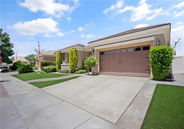 Homes for sale in Hemet, CA | 5658 Paseo Famosa, Hemet, CA 92545 | MLS# SW25165127
