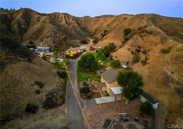 2nd image of 30300 Live Oak Canyon Rd, Redlands, CA 92373 | MLS# IG25167007