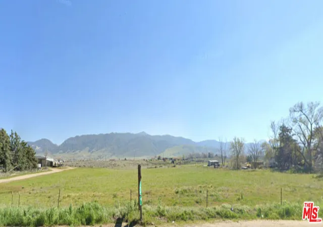 Photo 2 of Single family home for sale at 1300 W Valley Blvd, Tehachapi, CA 93561 | MLS# 25528363 | Listing updated on 2026-03-07