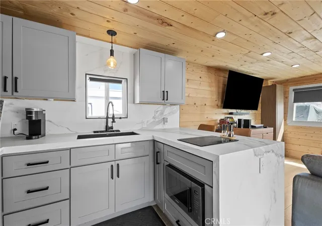 Homes for sale in Riverside, CA | 12149 Indiana Ave #18, Riverside, CA 92503 | MLS# SW25158888