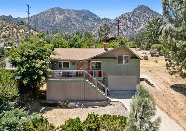 3rd image of 119 Pine Dr, Kernville, CA 93238 | MLS# PW25167015