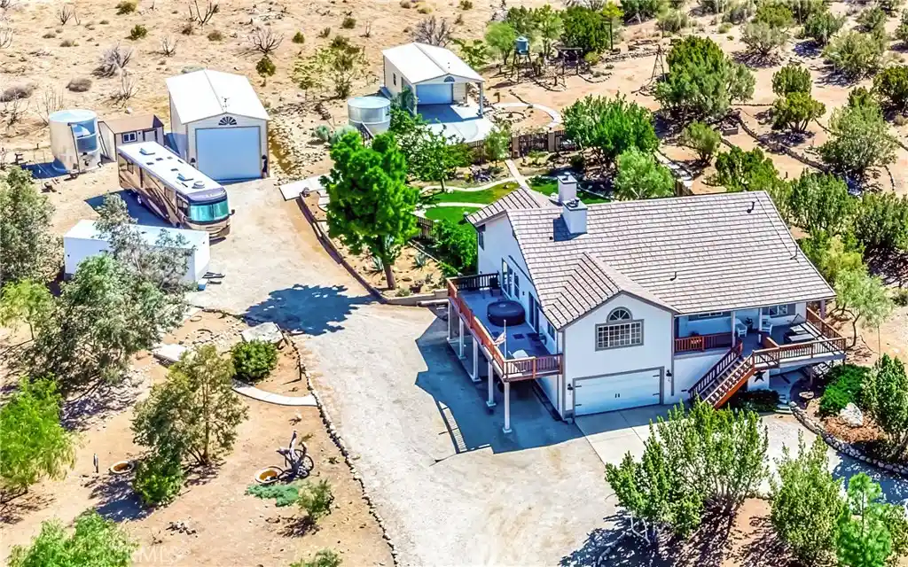 Photo 1 of Single family home for sale at 11720 Honeybee Ln, Littlerock, CA 93543 | MLS# SR25170917 | Listing updated on 2026-07-23