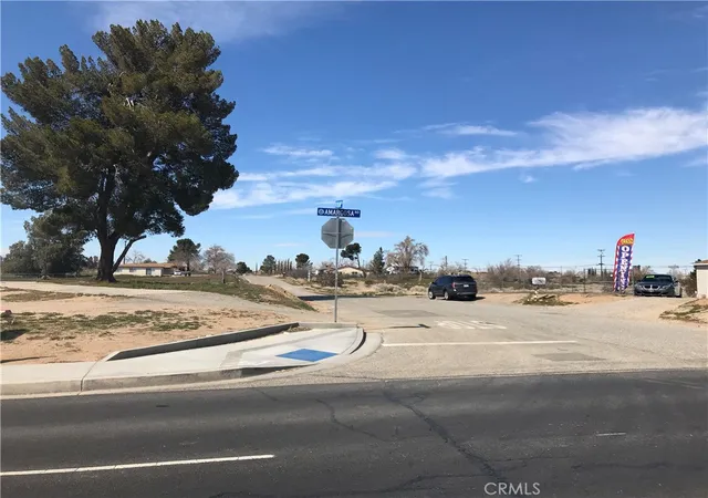 4th image of 15283 Cholame Rd, Victorville, CA 92392 | MLS# GD25171010