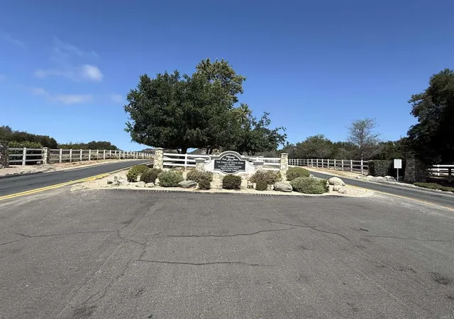 Photo 3 of Land for sale at 0 Calle Huerta, Murrieta, CA 92562 | MLS# NDP2507520 | Listing updated on 2026-09-30