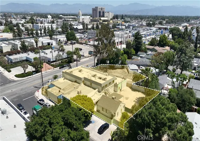 Photo 1 of Sale Pending at 5950 Cedros Ave, Van Nuys, CA 91411 | MLS# SR25172430 | Listing updated on 2026-07-14