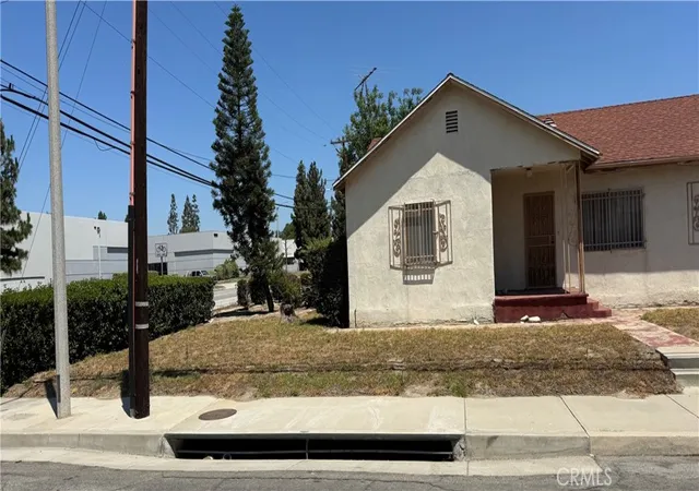 Photo 2 of Sale Pending at 4912 G St, Chino, CA 91710 | MLS# DW25172765 | Listing updated on 2026-10-30
