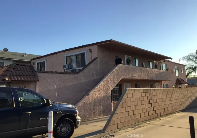 1st image of 1000 Glenoaks Blvd, San Fernando, CA 91340 | MLS# SR25172454