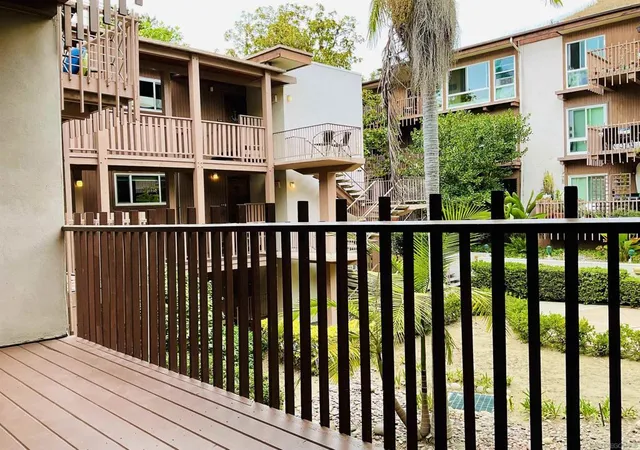 Condominium at 2600 Torrey Pines Rd #A25, La Jolla, CA 92037 | MLS# 250035119SD | | Sold on 2025-11-04