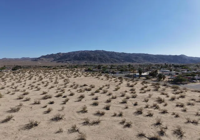 4th image of 6211 Desert Knoll Ave, Twentynine Palms, CA 92277 | MLS# 219133488DA