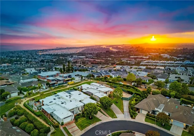 Homes for sale in Corona Del Mar, CA | 21 Beachcomber Dr, Corona Del Mar, CA 92625 | MLS# PW25157701