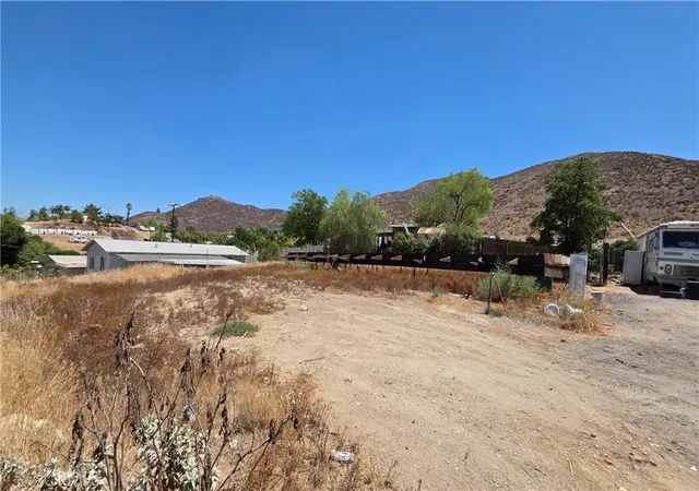 Homes for sale in Homeland, CA | 31613 Allen Ave, Homeland, CA 92548 | MLS# SW25174734