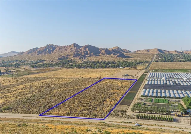 2nd image of 1593 Avenue R, Palmdale, CA 93591 | MLS# RS25174978