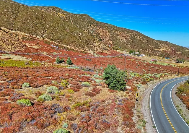 3rd image of 1 Bouquet Canyon Rd, Palmdale, CA 93551 | MLS# SR25175462