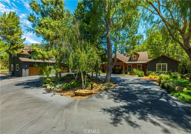 Photo 4 of Single family home for sale at 42970 Grace Ln, Murrieta, CA 92562 | MLS# SW25171740 | Listing updated on 2026-07-06