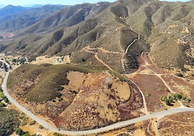 23rd image of 1 Bouquet Canyon Rd, Palmdale, CA 91350 | MLS# SR25176360