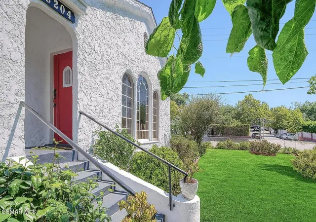 Photo 1 of Sale Pending at 3204 Pueblo Ave, Los Angeles, CA 90032 | MLS# 225004008 | Listing updated on 2025-11-10