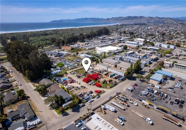5th image of 978 Griffin St, Grover Beach, CA 93433 | MLS# SC25177658