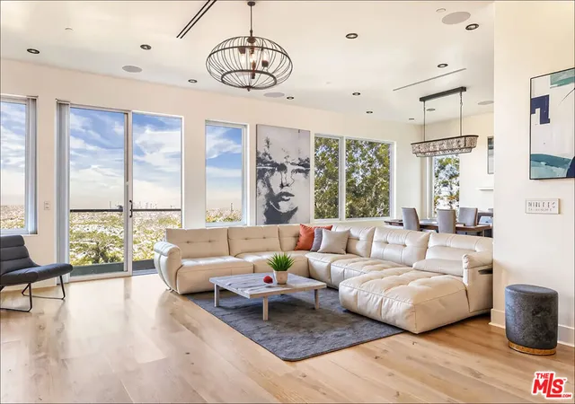 Photo 3 of Single family home for sale at 1610 Viewmont Dr, Los Angeles, CA 90069 | MLS# 25574427 | Listing updated on 2026-09-28
