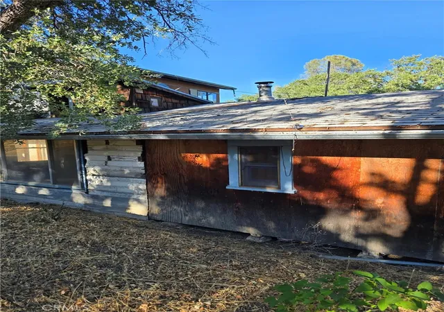 Homes for sale in Clearlake Oaks, CA | 728 Watertrough Rd, Clearlake Oaks, CA 95423 | MLS# LC25179885