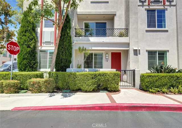 Homes for sale in Upland, CA | 580 Katy Dr, Upland, CA 91786 | MLS# CV25179958